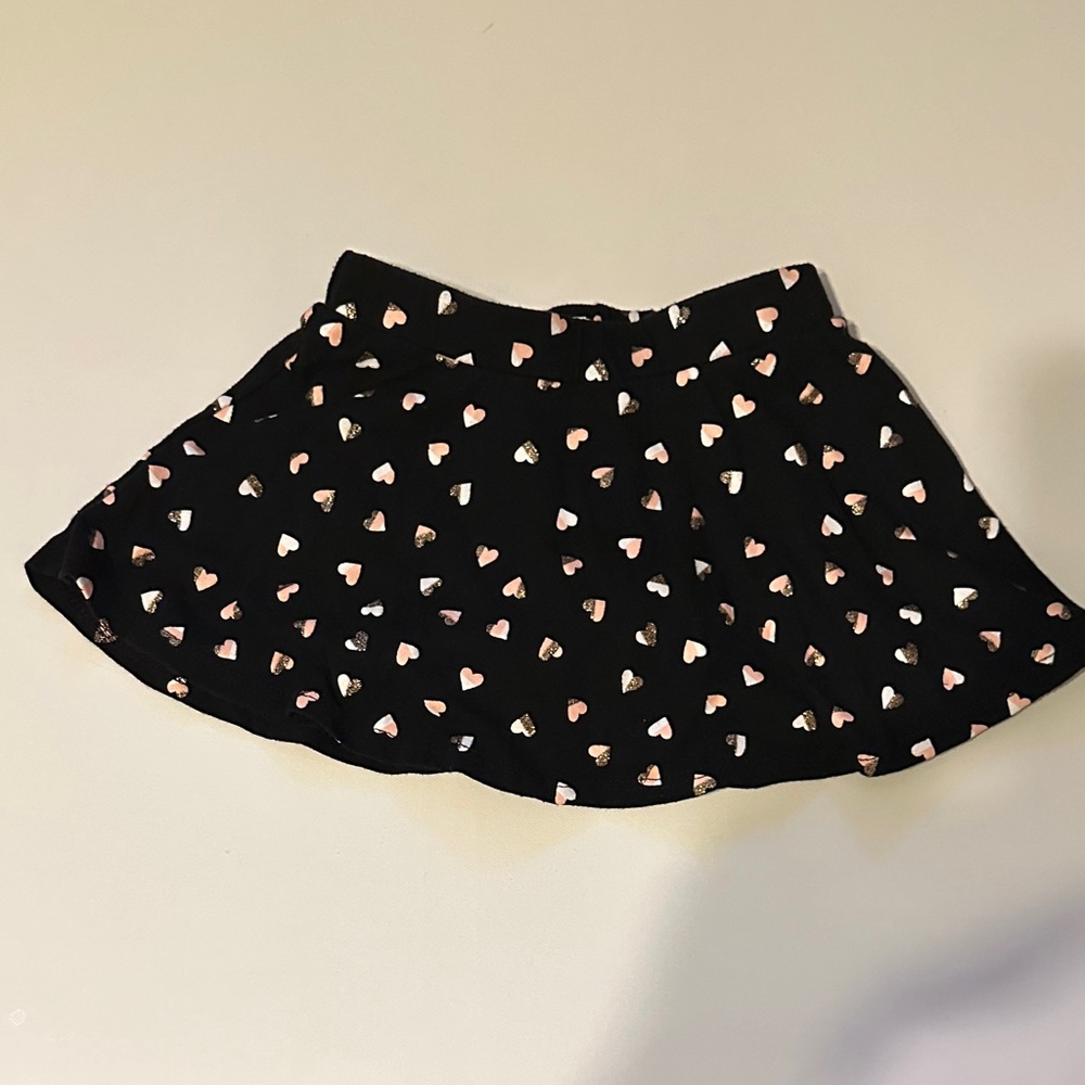 Epic Threads Black Skort with Heart Design